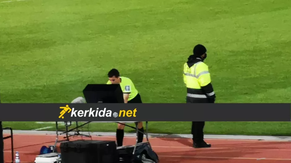 ΒΙΝΤΕΟ/Πέναλτι για χέρι μετά από Οn-Field review  
