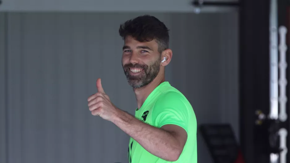 Ευχές στον άτυχο Άλβαρες