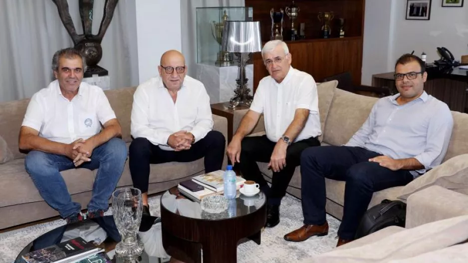 Επιτροπή Δεοντολογίας;