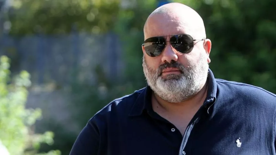 Συνελήφθη για παραμέληση εποπτείας όπλου ο Καραπαπάς