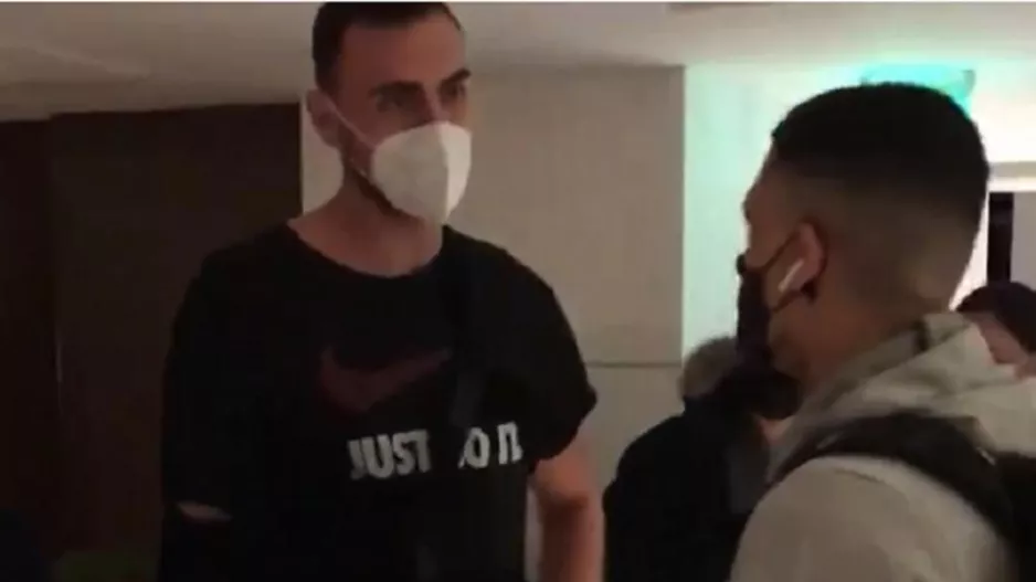 Ο Μιλουτίνοφ υποδέχτηκε την αποστολή της ΤΣΣΚΑ στην Αθήνα (βίντεο)