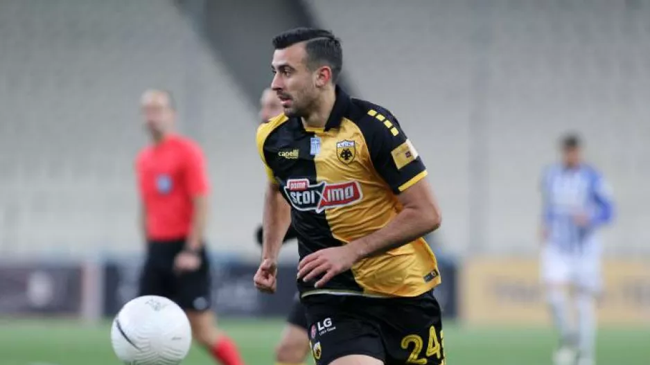 Με Σβάρνα δεξί μπακ και ξανά 4-4-2 η ΑΕΚ!