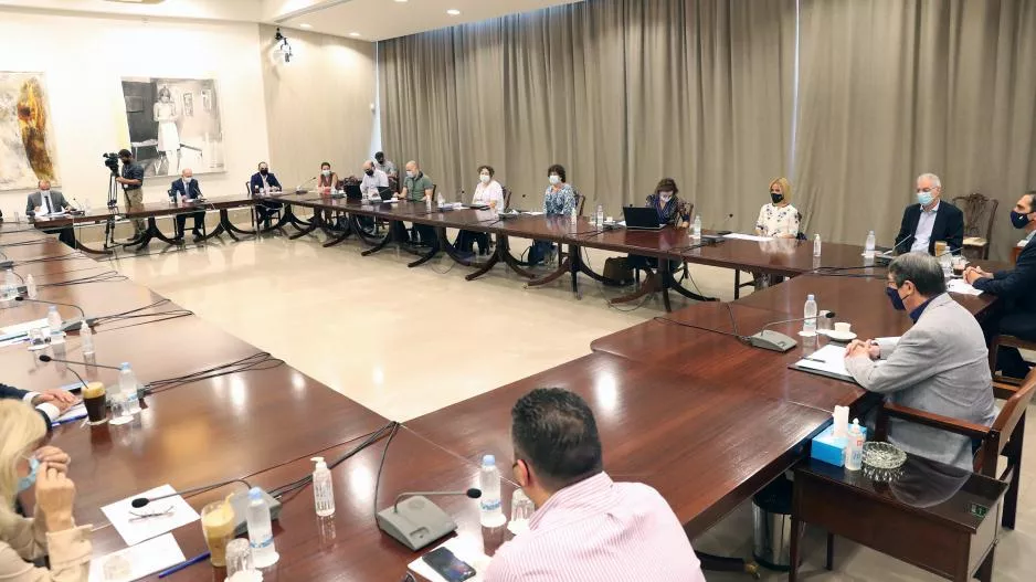 Στο Προεδρικό οι Επιδημιολόγοι - Βλέπουν ΠτΔ & αρχηγούς κομμάτων