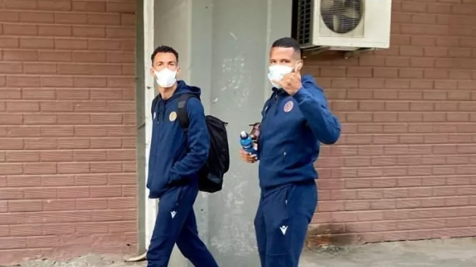 Φώτος/Στο γήπεδο η ΑΕΛ