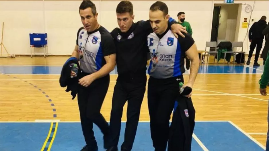 (ΟΜΟΝΟΙΑ - ΕΝΠ) Τραυματίστηκε ο διαιτητής! 
