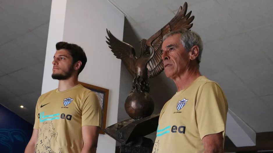Εξαντλήθηκαν οι φανέλες 
