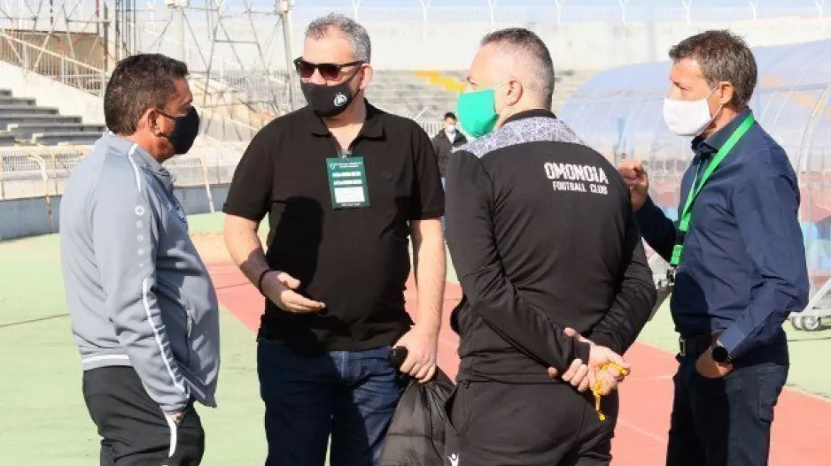 (ΦΩΤΟΡΕΠΟΡΤΑΖ) Pregame από το Μακάρειο