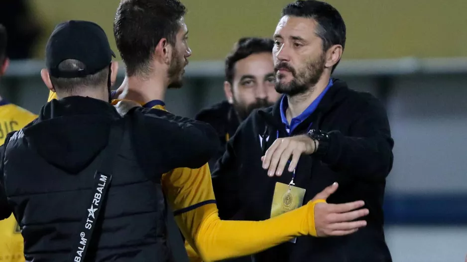 Θέλει… πονοκέφαλο