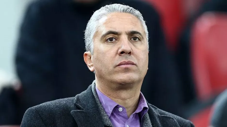 Για Κωστένογλου...