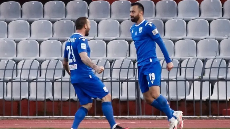 Άλμα παραμονής και βουτιά στο βυθό!
