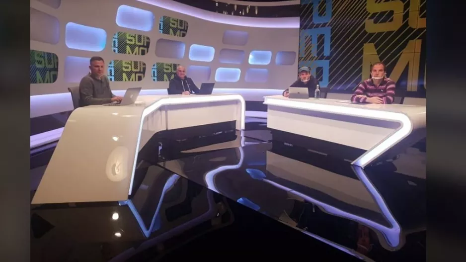 Καλεσμένοι, αναλύσεις, επίμαχες