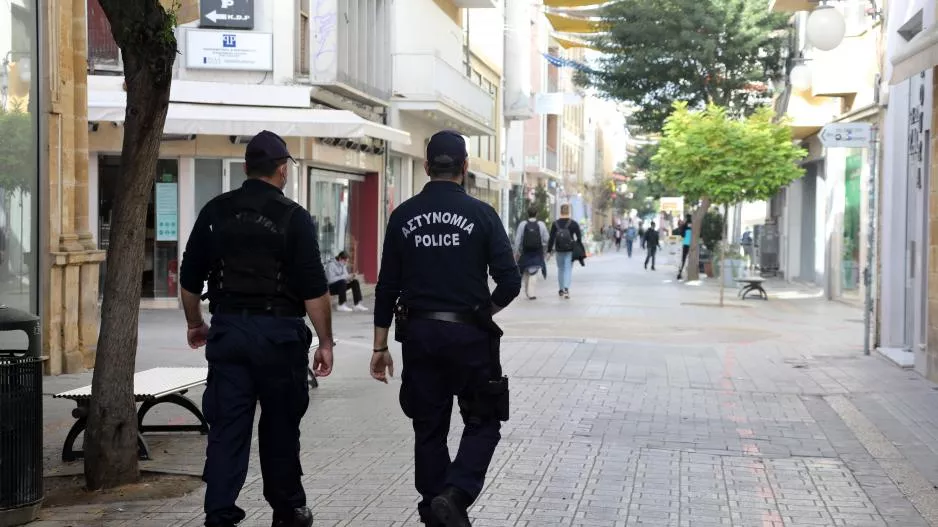 Πολλές οι καταγγελίες για παραβίαση των μέτρων