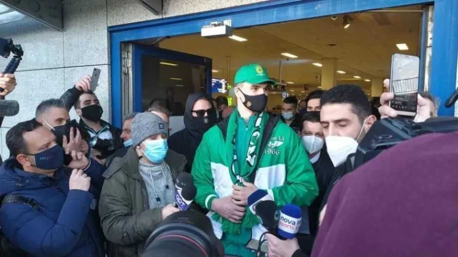 Στις ΗΠΑ έφτασε η χάρη της υποδοχής του, τρελάθηκε και ο ΜακΚόλουμ!