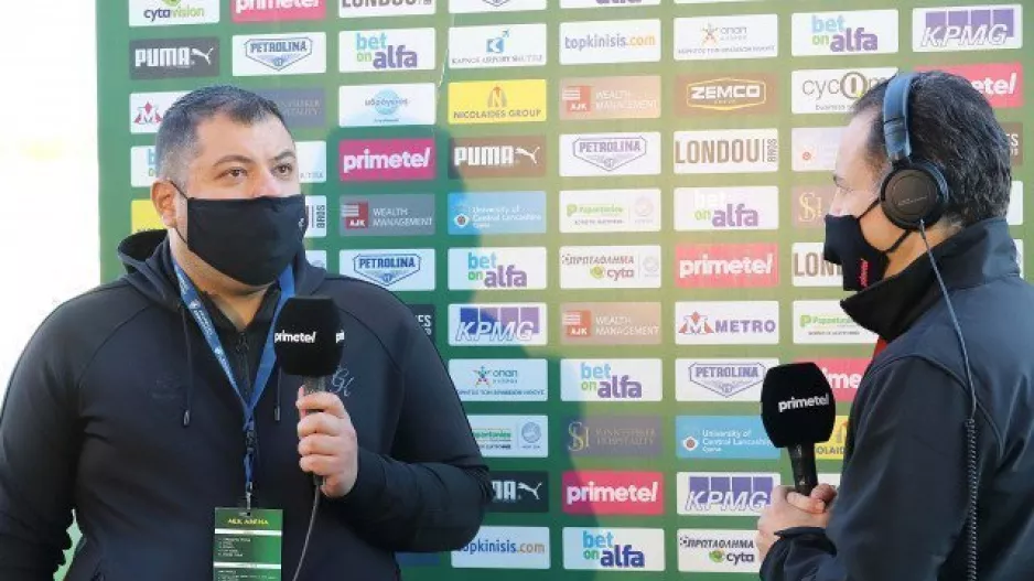 Σε διαφορετικά... πόστα