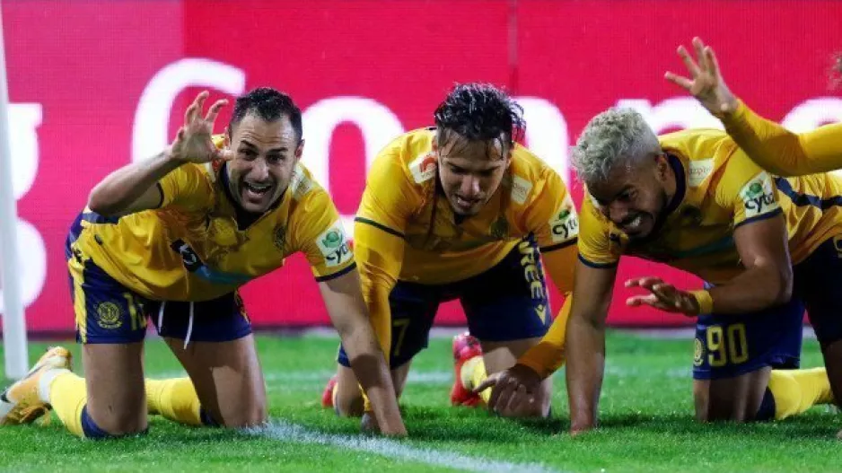 ΦΩΤΟ/Τα "lions" γιόρτασαν με πίτσα!