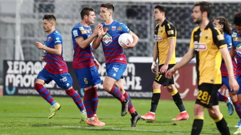 AEK: Πρέσινγκ για Δουβίκα