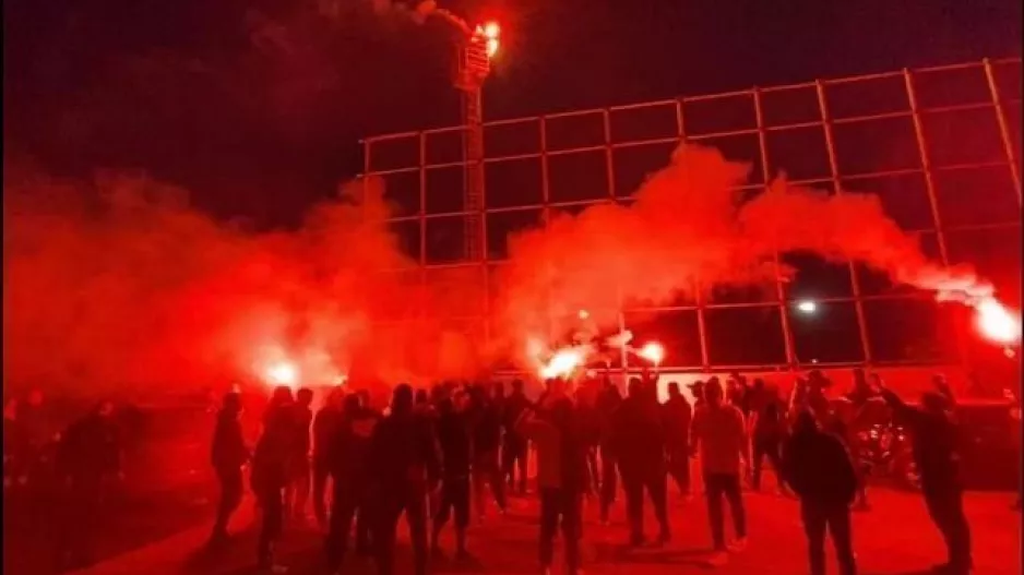 Μήνυμα με... φώτο από τις ντόπες!