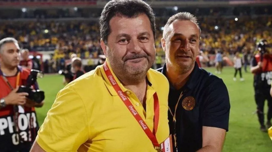 "Ταχεία ανάρρωση κι επιστροφή στην κερκίδα της αγαπημένης του ομάδας"