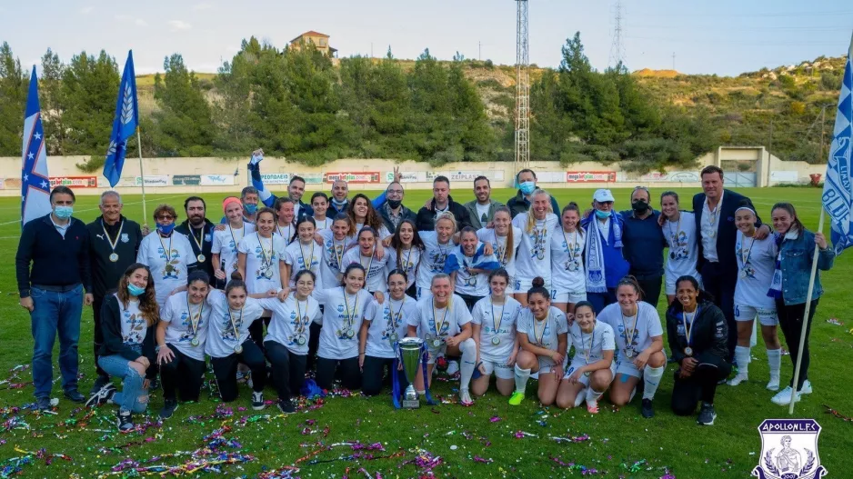 Απόλλων Ladies/Η απονομή στις πρωταθλήτριες (φώτος)