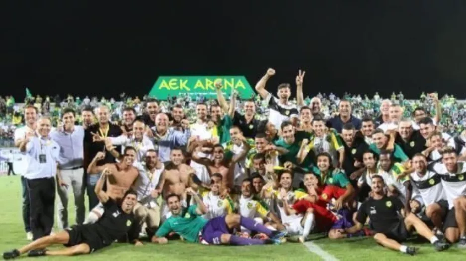 AEK/123