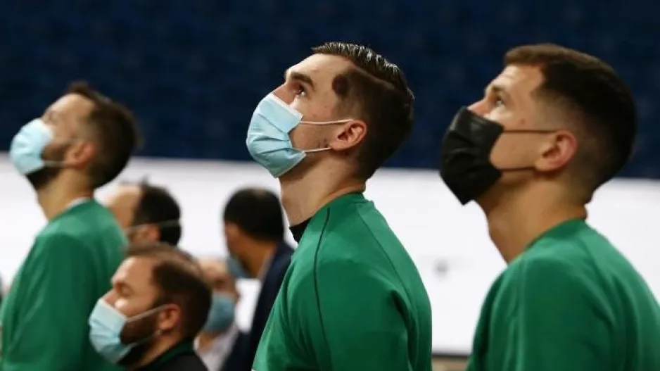 Ο Χεζόνια ανυπομονεί να παίξει με τον Νέντοβιτς