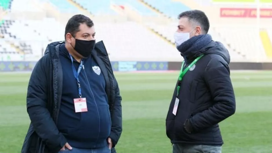 Κουβέντα... πριν τη σέντρα