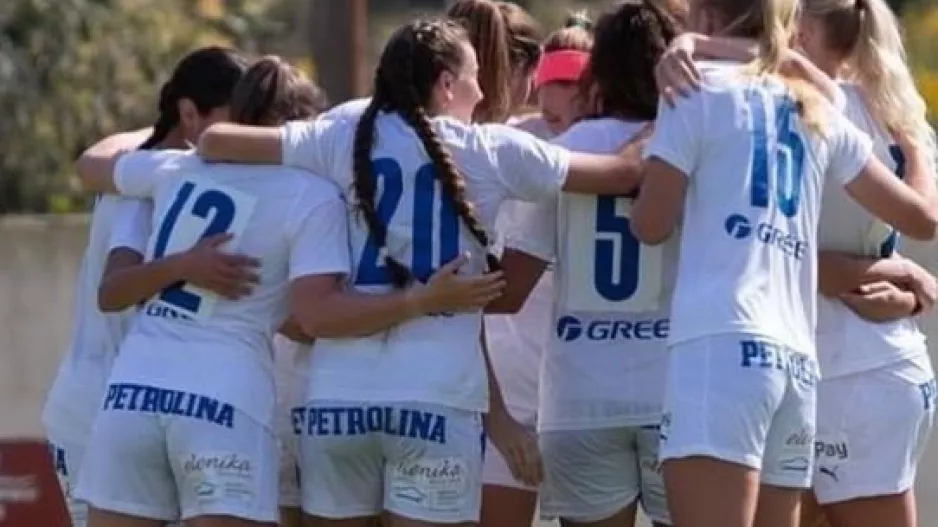Στο +11 η Apollon Ladies