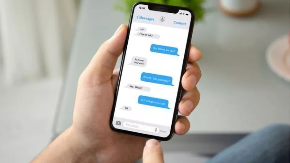 Θα δικαιούμαστε και τρίτο sms; (Ρεπορτάζ offsite)