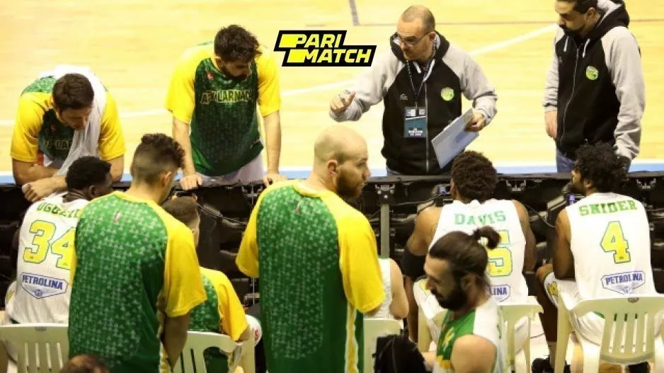 2-0 η ΑΕΚ...