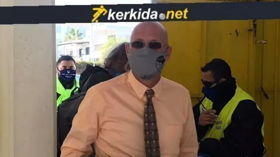 Στιβ στην... τρίχα/ΦΩΤΟ
