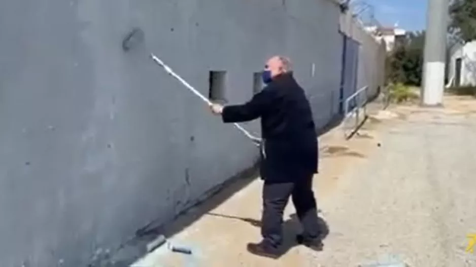 Πρόεδρος... για όλες τις δουλειές!