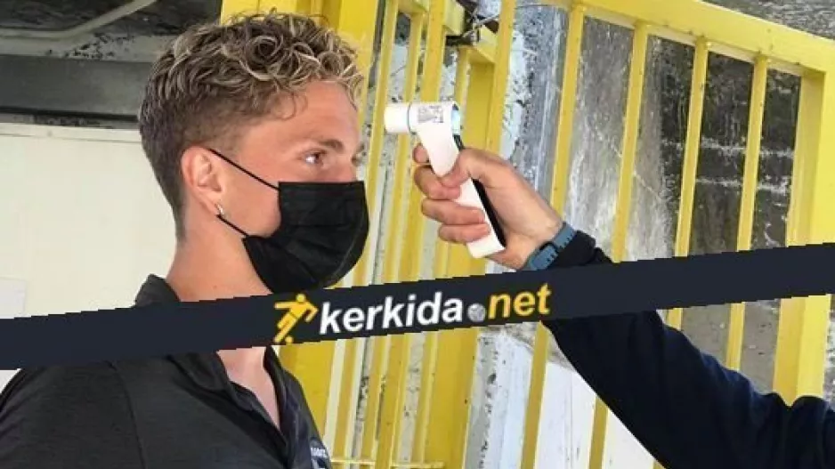 Κόκκινο... για Βαλακάρι