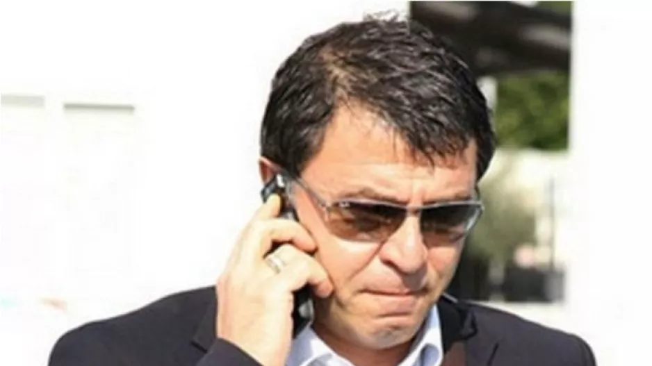 Τηλεφωνήματα...