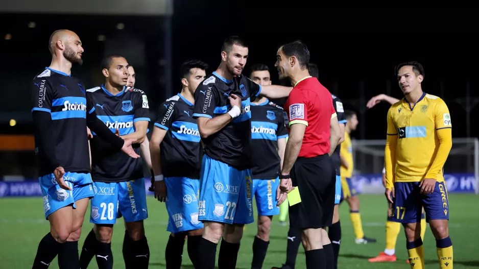 Απόλλων: Εσείς την δουλειά σας... 