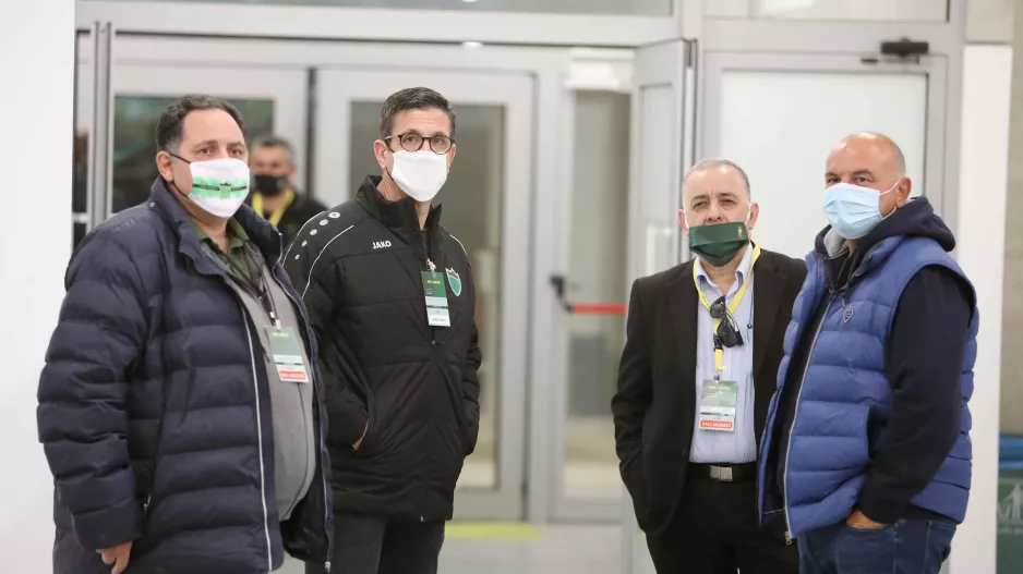 Πηγαδάκι πριν και μετά στις... θέσεις τους (φώτος)