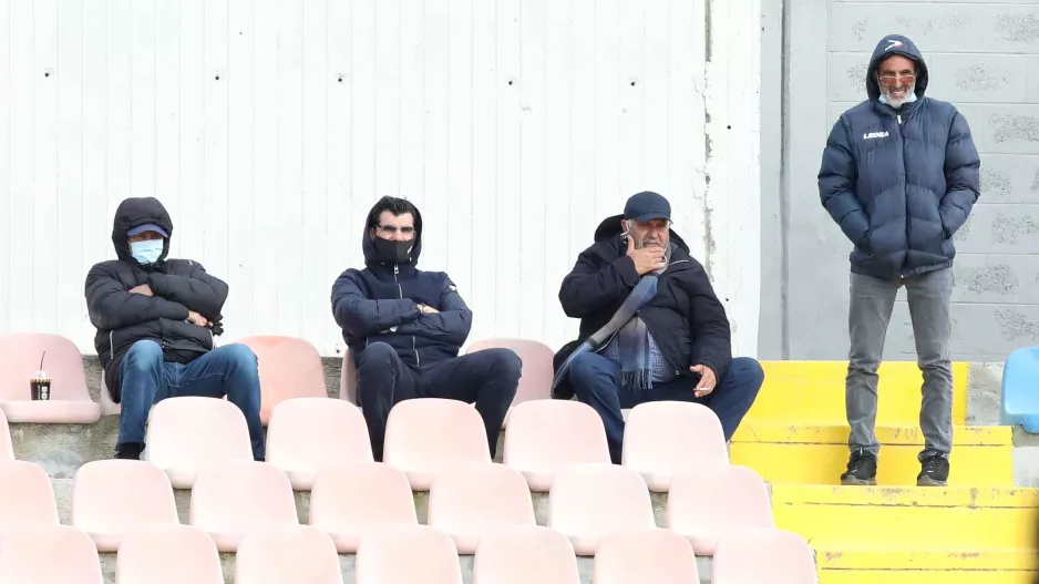 Στα τσιμέντα...