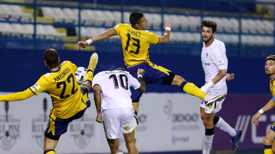 Ντέρμπι στο "Παπαδόπουλος" με 42-24-34