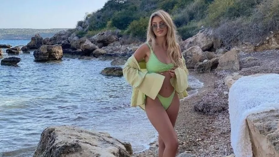 Αγία Νάπα η κουκλάρα