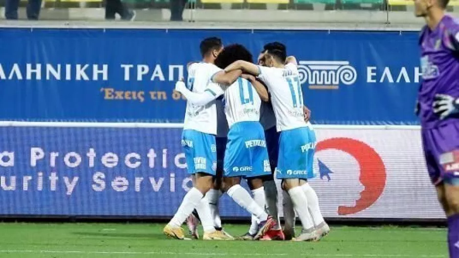 Delete η AEK, τώρα ο Ολυμπιακός