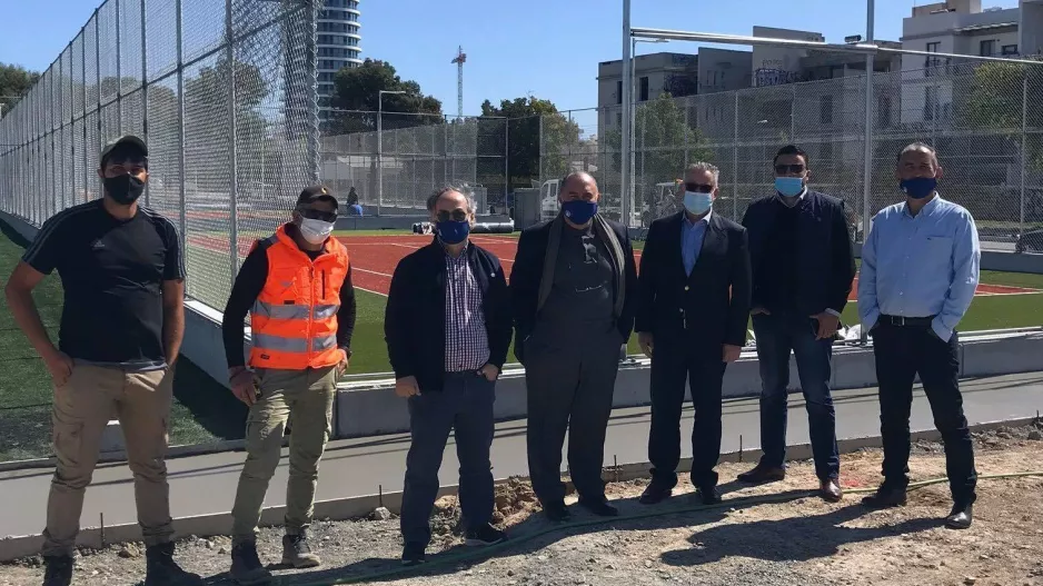 Επίσκεψη Προέδρου ΚΟΑ στο γήπεδο στίβου του Λανιτείου και στη Σχολική Εφορεία Λεμεσού