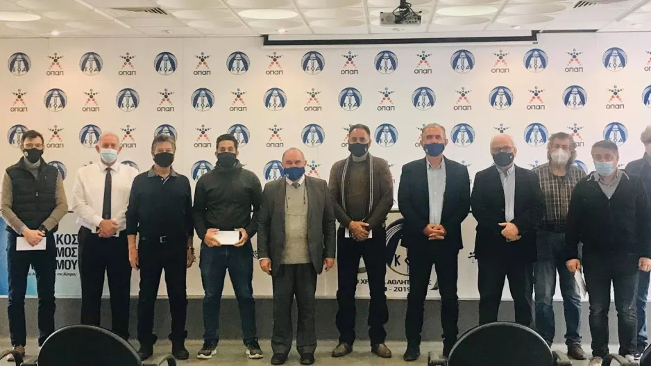 Πρόσθετη χορηγία στα προσφυγικά Σωματεία