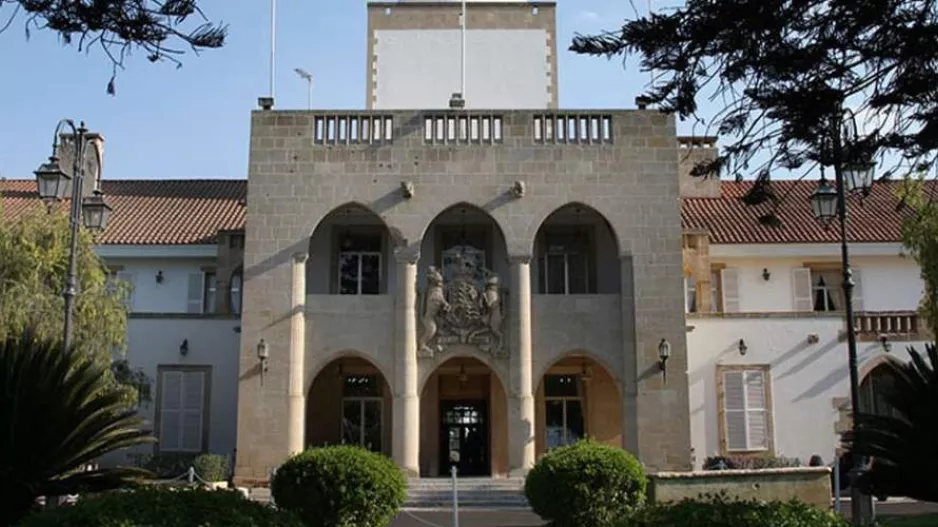 Κρίσιμη σύσκεψη για τις νέες χαλαρώσεις