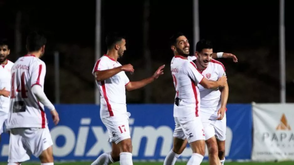 2/4 νίκες!