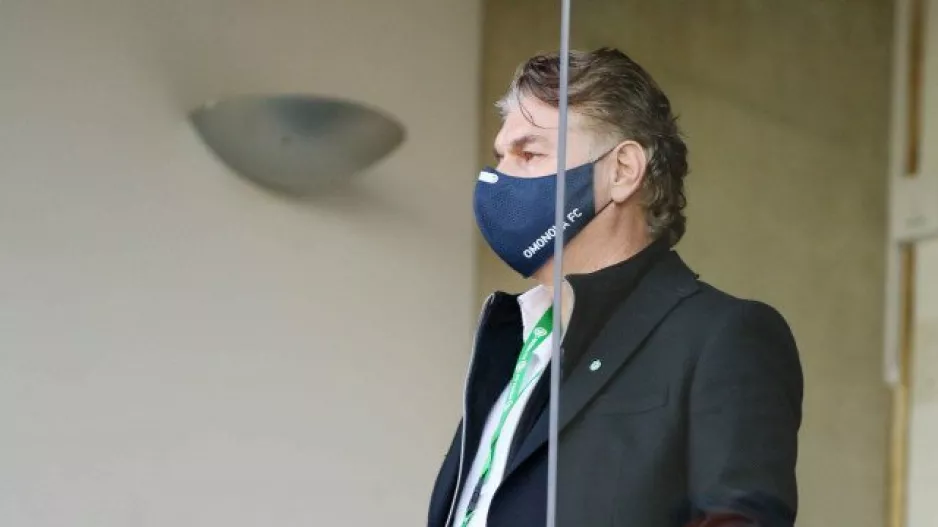 Παπασταύρου...