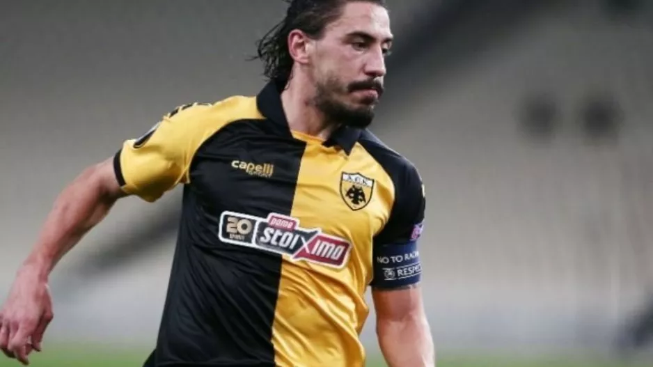 Σε επέμβαση θα υποβληθεί ο Σιμόες