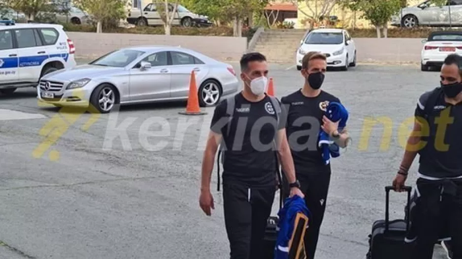 Η πρώτη "επαφή" των Ισπανών ρεφ στο "Παπαδόπουλος" (φώτος)