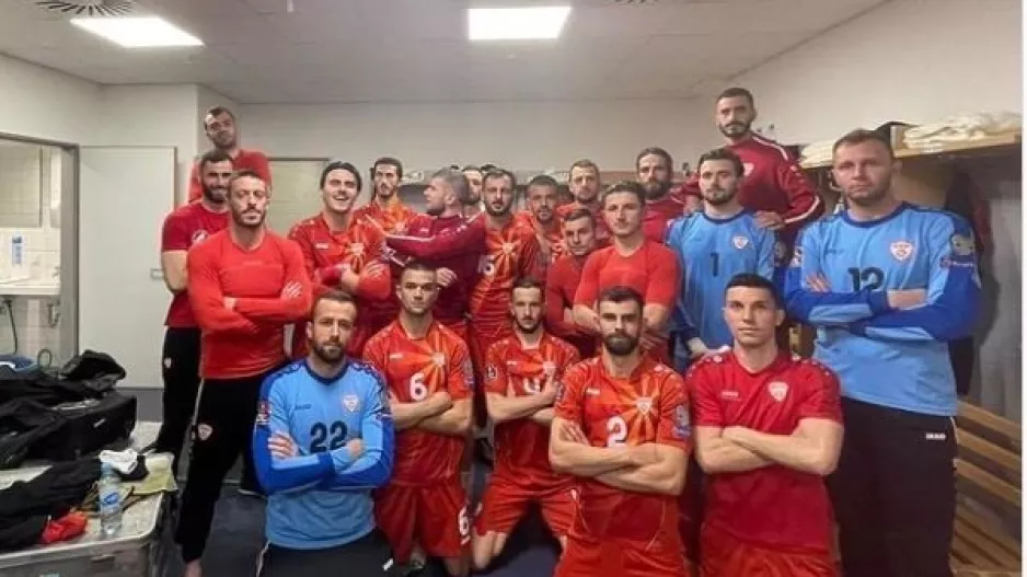 Στα αποδυτήρια μετά το "μπαμ"