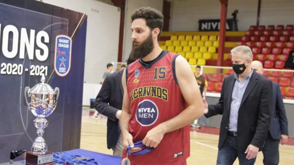 Έσπασε ακόμα μία παράδοση 