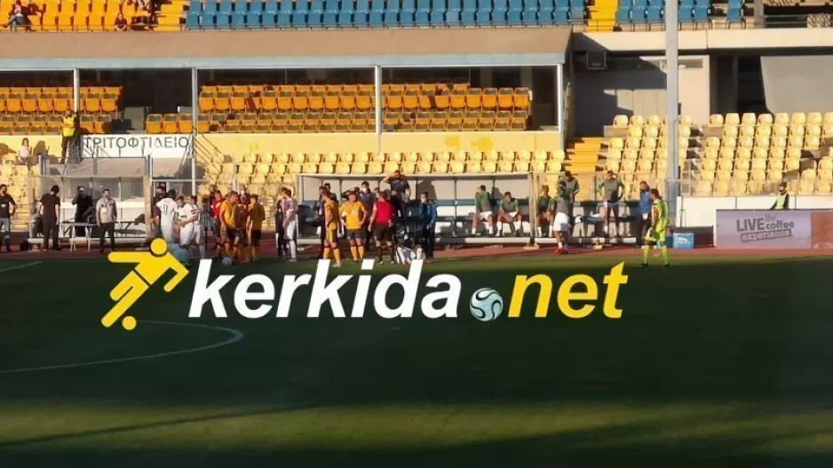 Με 10... μέσω VAR η ΑΕΛ