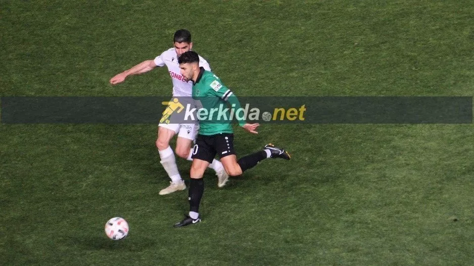 ΕΔΩ... ο Ζαχαρίου!